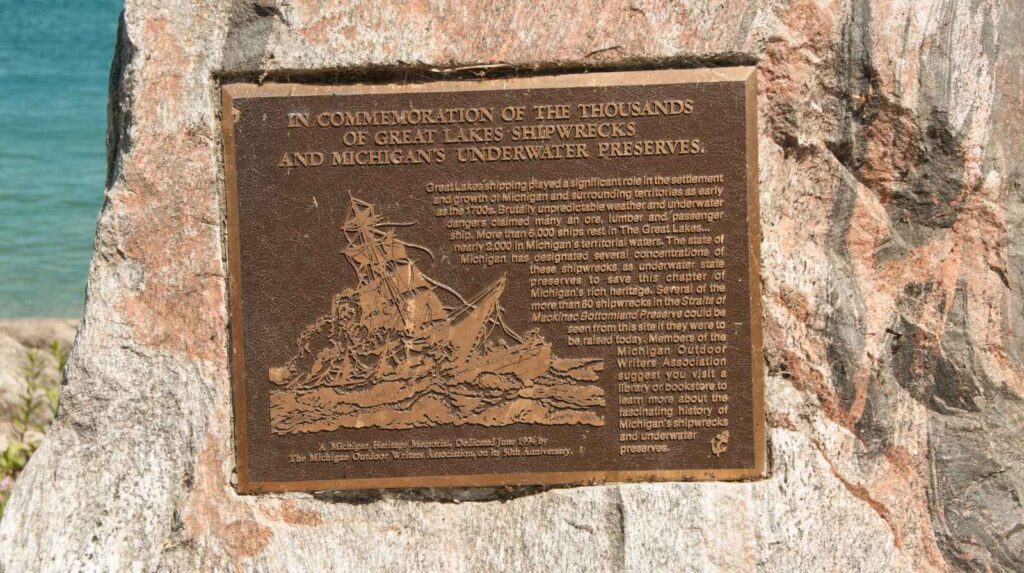 לוחות זיכרון והנצחה